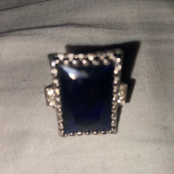 Ring - Picture 2 of 2